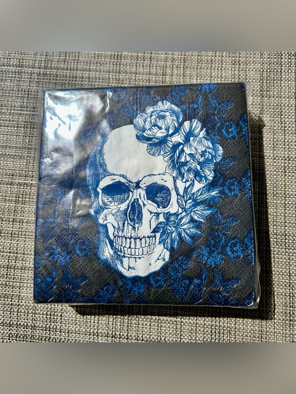 NWT - PAPER NAPKINS /SKULL & FLORAL /BLACK and BLUE print SEALED PACK - 40 count